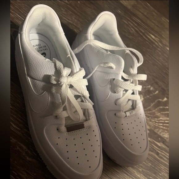 Women’s Air Forces - Picture 2 of 3